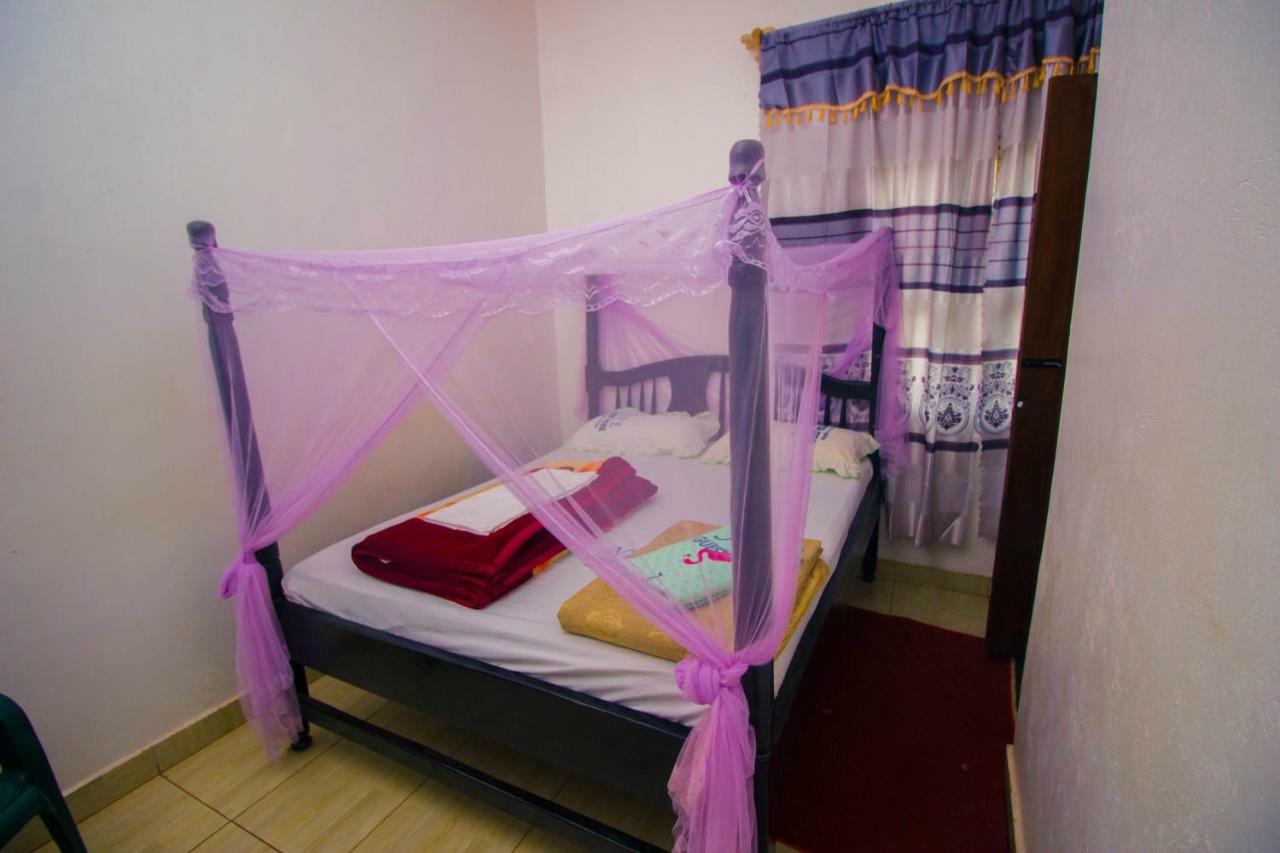 Nice Guest House Джинджа Экстерьер фото