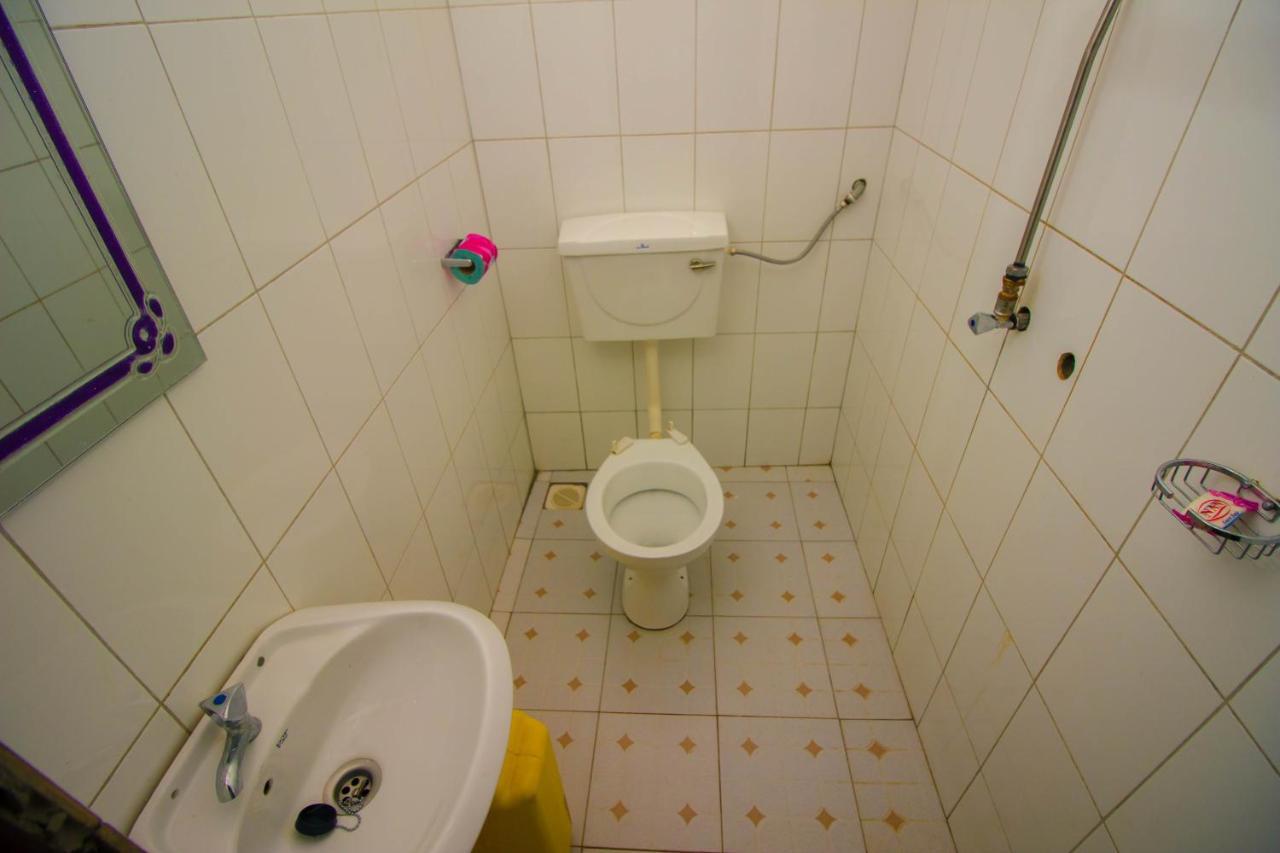 Nice Guest House Джинджа Экстерьер фото